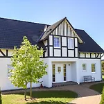 Holiday home Hof Koehne - Haus An Der Weide Rechts *